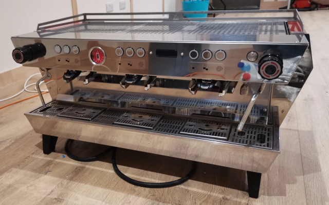 La Marzocco KB90 3 group plus Anfim grinder plus water filter