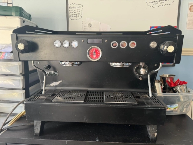 United Baristas Used and Refurbished La Marzocco espresso machines Page 2